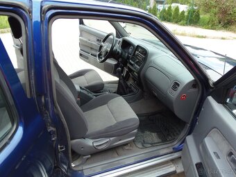 Nissan Navara Double-Cab 2.5 TD 140000 km - 13