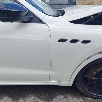 Maserati Levante S 3.0 V6 316kw Švýcarsko - 13