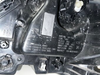 Přední xenonová světla – Ford Mustang (od roku 2017+) - 13