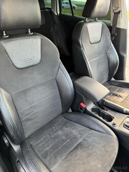 ŠKODA OCTAVIA 2.0TDi SCOUT - 13