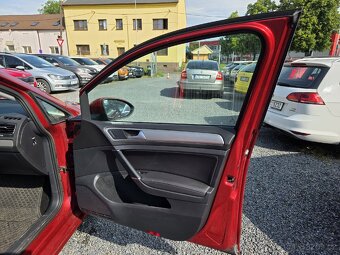 Volkswagen Golf 1.2 TSI DSG Masáže TZ Led - 13