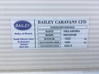 Obytný anglický karavan Bailey Senator Oklahoma - 13