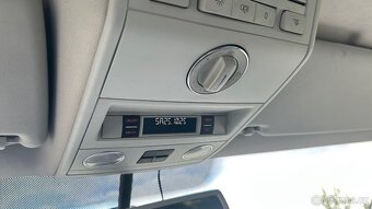 VW Multivan 5.1, 2.0 BITDi 4x4, DSG, odpočet DPH - 13