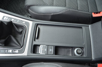 PRODÁM VW GOLF R-LINE 1.4TSI 150PS 2016 NAVI,TOP - 13