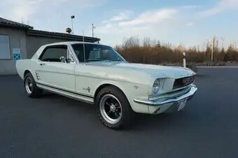 Ford Mustang GT STYLE V8 - 13