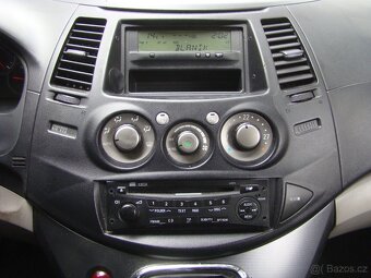 Mitsubishi Grandis 2.0 Di-D 6 MÍST - 13