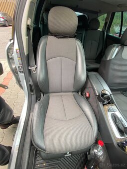 Mercedes Benz E280CDI V6 výbava AVANTGARDE - 13