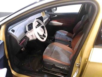 VW ID.4 Pro perf. 150kw/2020/tažné/LED/kamera/TČ/20" ALU - 13