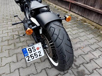 Harley Davidson Sportster Iron 883 Bobber - 13