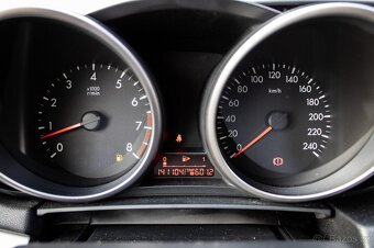 Mazda 3 1.6, 77kW (2010) - 13