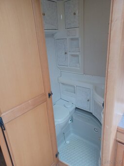 Karavan Hobby 560 Exclusive 24 - 13