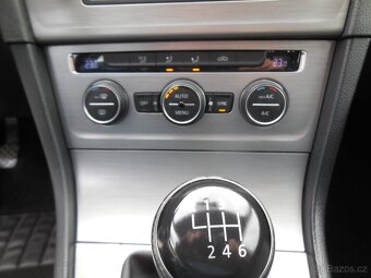 Prodám Volkswagen Golf, 1.6 TDI 4Motion Top stav - 13