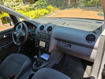 VW Cady Maxi 2.0 TDI 103kw,7.sedadel,Tažné,Navi,Tempomat - 13