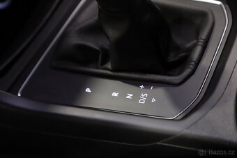 VW Touran Comfortline 2.0TDI 110kW DSG - záruka Autodraft - 13