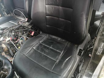 Prodej, náhradní díly Mercedes-Benz C E200 - 13