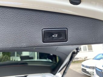 Volkswagen Touareg Terrain Tech R-Line 3.0 TDI 193kw 103tis - 13