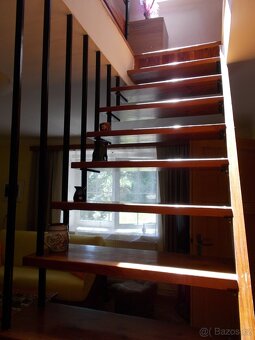 Prodej pěkného domu na klidném místě - 13