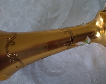 značená zlacená váza, vysoký smalt, Nový Bor 70. léta - 13