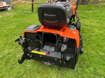 Prodám zahradní traktor HUSQVARNA CTH 150 TWIN - 13