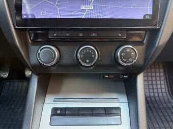 SKODA OCTAVIA III 1.6TDI 77KW, 169TIS/KM, 2014, SERVISKA. - 13