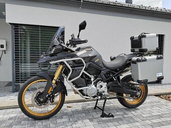 Voge 900 DSX Plná výbava záruka 10/2028 - 13