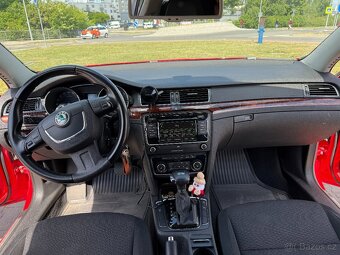 Škoda Superb II 2.0 TDI CR Elegance 125 kW DSG - 13