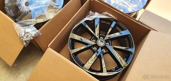 Mazda 3 bp cx-5 cx-30 mx-30 cx-3 5x114,3 r18 - 13