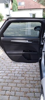 Ford Mondeo mk5 - 13