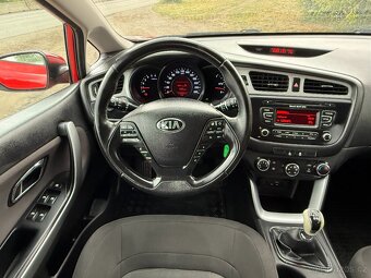 Kia Ceed kombi 1,6 CRDI 94KW 2015 ČR serviska Super Stav - 13