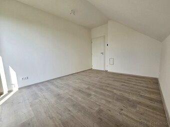 Prodej domu 132 m² s pozemkem 297 m² - 13