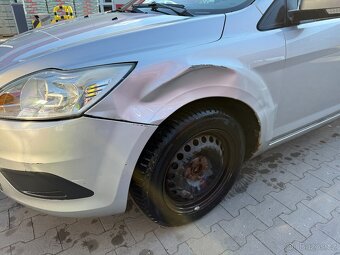 Ford Focus 2010 - 13