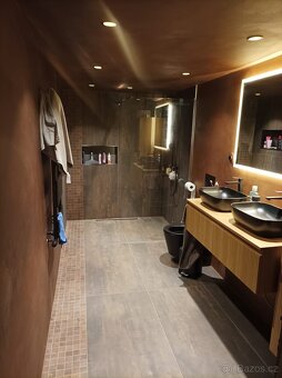 Nabízíme veškeré rekonstrukční a stavební práce od A-Z - 13