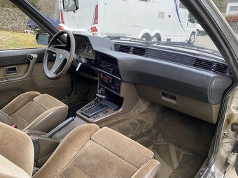 BMW Řada 6 628 CSi AT 1984 - 13