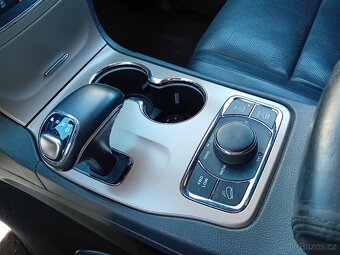 JEEP GRAND CHEROKEE 3,0CRD V6 250k SUMMIT /VADA MOTORU/DPH/ - 13