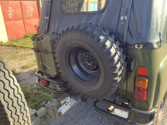 Uaz 469 - 13