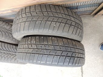 4ks zimních pneu 185/60/15 - 13