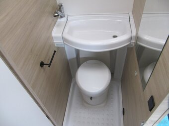 Prodám karavan Caravelair Family 466,r.v.2022 + plachta - 13