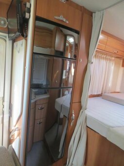 Prodám obytné auto Hymer T554 cl - 13