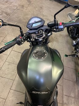 Kawasaki ER-6n - 13