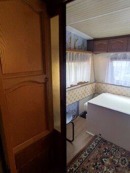 PRODÁM DVOUOSÝ KARAVAN - 13
