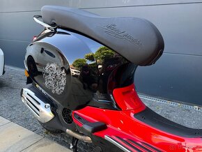 Vespa Primavera 125 Mickey Mouse - 13