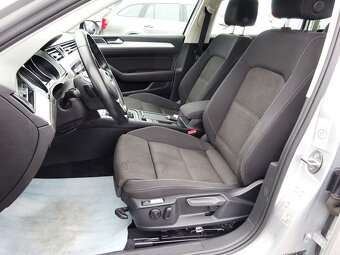 VW PASSAT Variant Comfort 2,0 TDI 110kW+DSG-2.Maj.+Serviska - 13