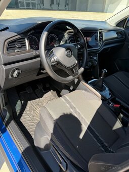 T-Roc 1.0tsi 85kw VÝBAVA JAKO NOVÝ - 13