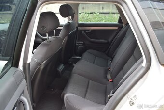 Audi A4 AVANT/B7 2.0TDi/MANUÁL/NAVI/AC - 13
