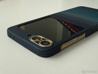 Samsung Galaxy Z Flip6 Olympic Edition - 13