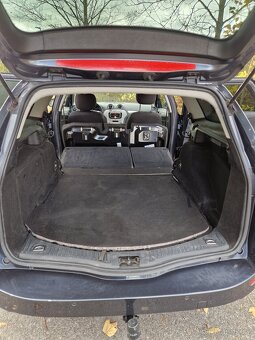 Ford Mondeo kombi 1.6 92 kW - 13