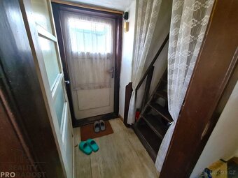 Prodej chalupy 2+1 s garáží, dvorem a zahradou v Moravských  - 13