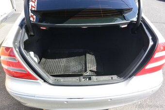 PRODÁM Mercedes-Benz CLK 240 125kW - 13