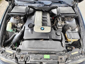 BMW E39 525D Touring Facelift - 13