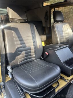 Land Rover Defender 3.5 V8 - 13